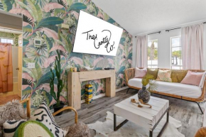 Steps to the beach & close to 30A! Private pool with sundeck & putt putt golf!